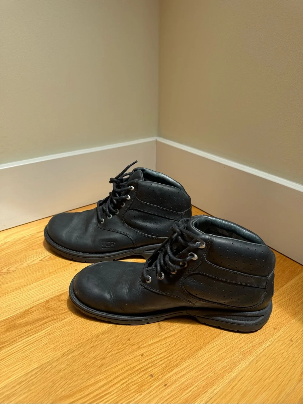 UGG Black Leather Lace-Up Boots, size 10 men’s
